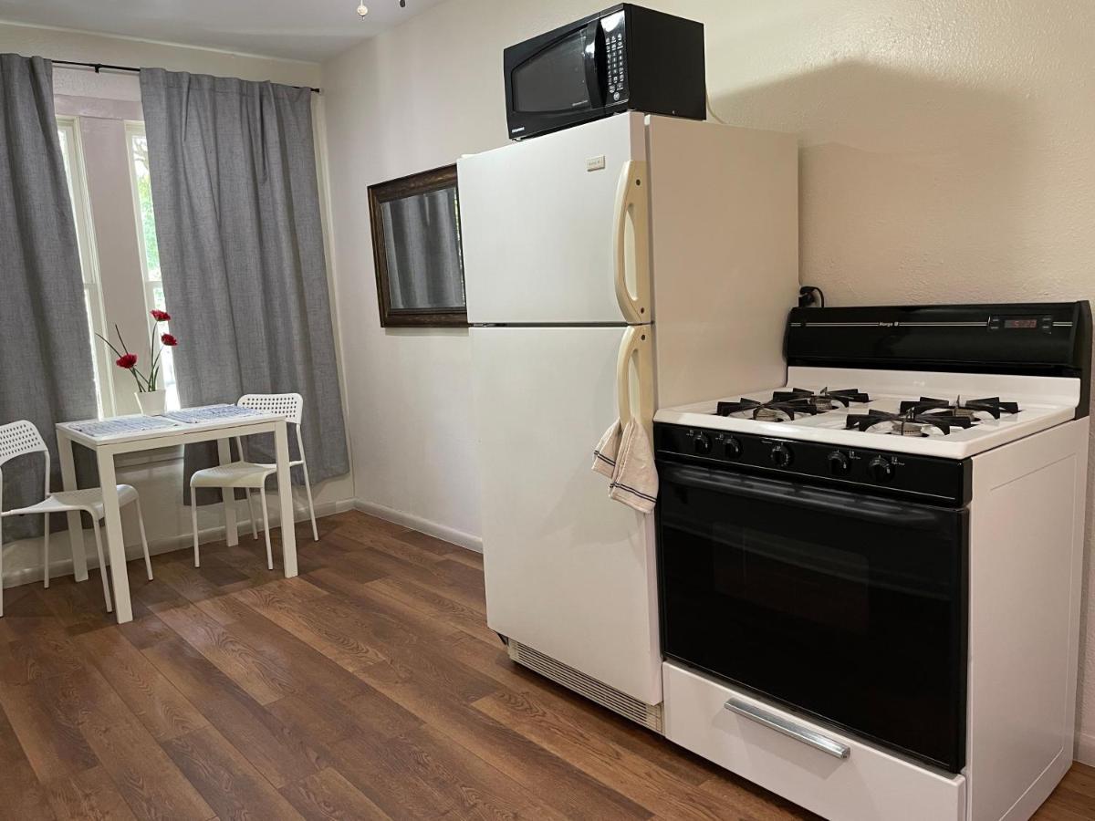 125-#3 Comfy Cozy 1ba Nearby Riverwalk *