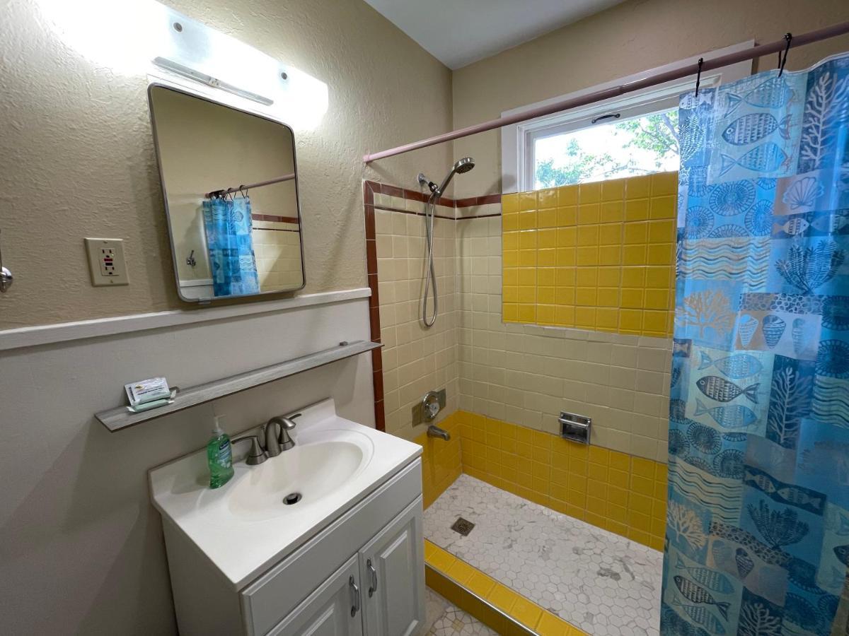 125-#3 Comfy Cozy 1ba Nearby Riverwalk Apartment San Antonio